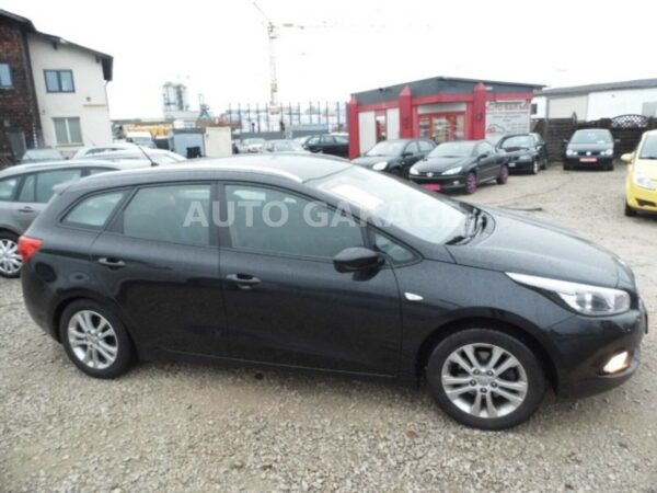 Kia Ceed 1,6 GDI Edition 7