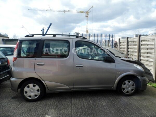 Toyota Yaris Verso 1.4 D-4D Sol